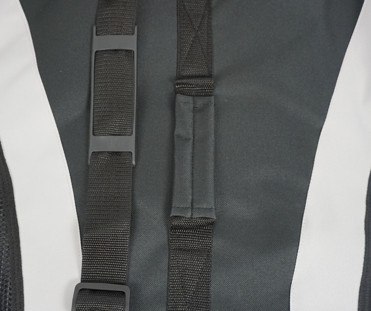 R&T Curved Cat Carrier