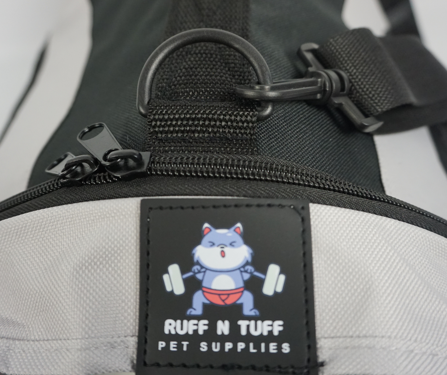 R&T Curved Cat Carrier